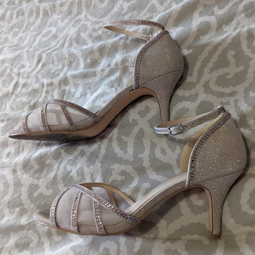 Ladies Pink Sparkle Size 10 Medium Height Heel With Ankle Strap - Picture 3 of 4